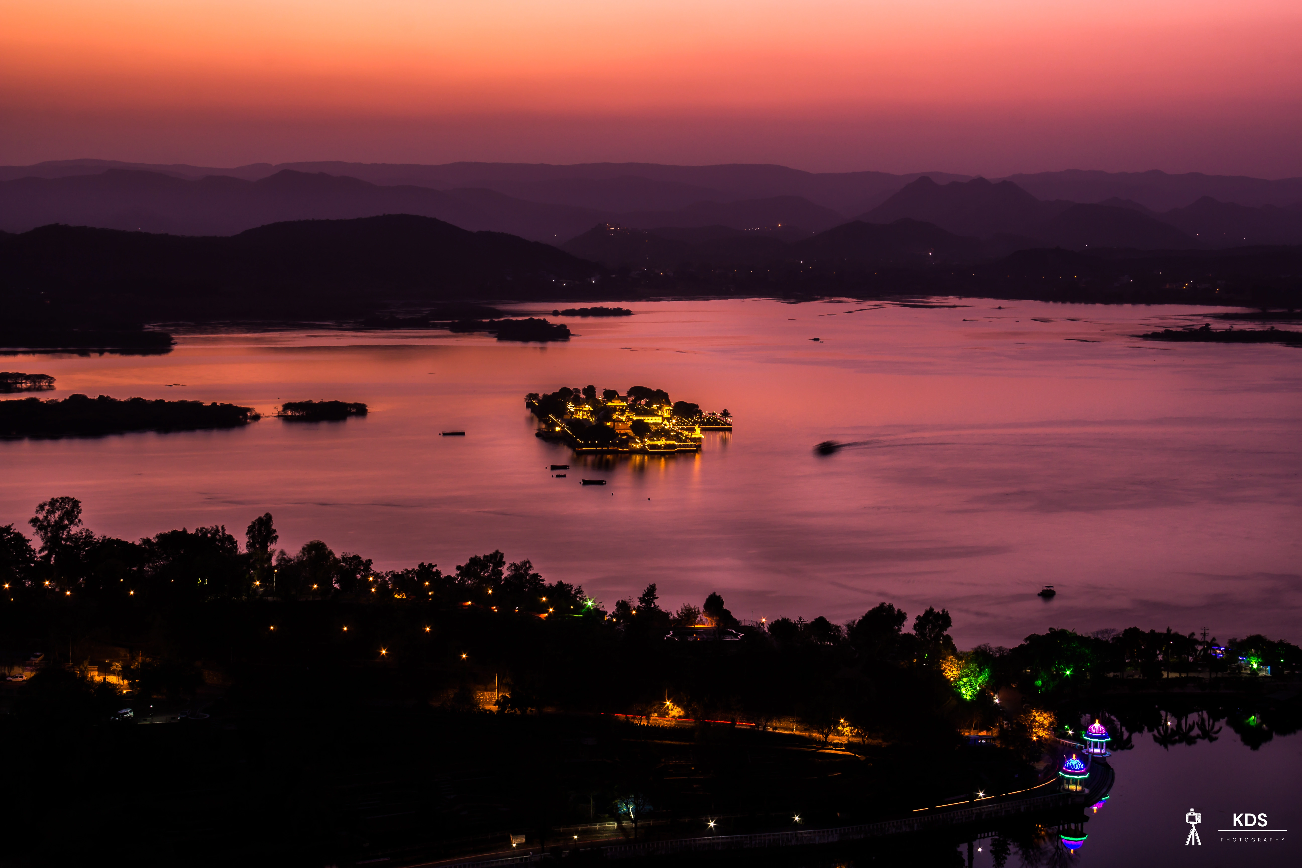 Whispers of Stillness of Udaipur Sunset Over Lake Pichola-2